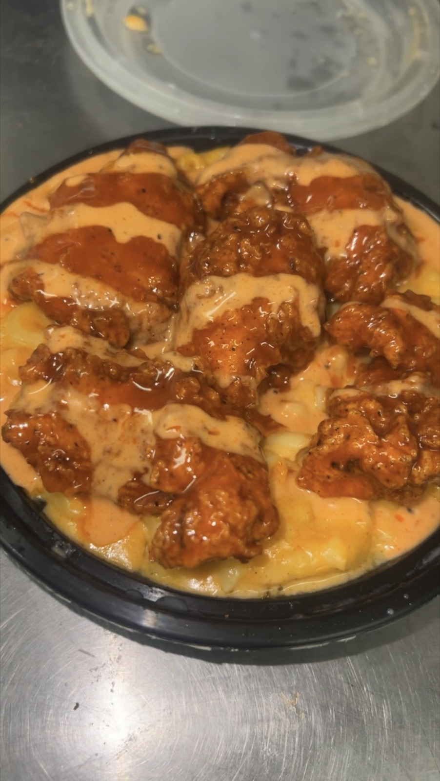 Boneless chicken and mac n cheese